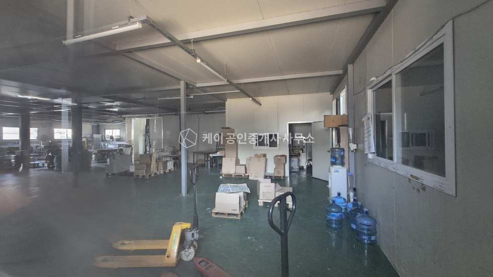 경기 고양일산동구 설문동 200평대 일산대형창고, 전차량진입가능(추레라),넓은마당 월세 매물번호 11600 사진 3