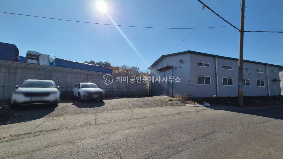 경기 고양일산서구 가좌동 일산 약60평2종근생창고,단독마당, 탑골IC6분, 파주김포접근용이 월세 매물번호 11601 사진 3