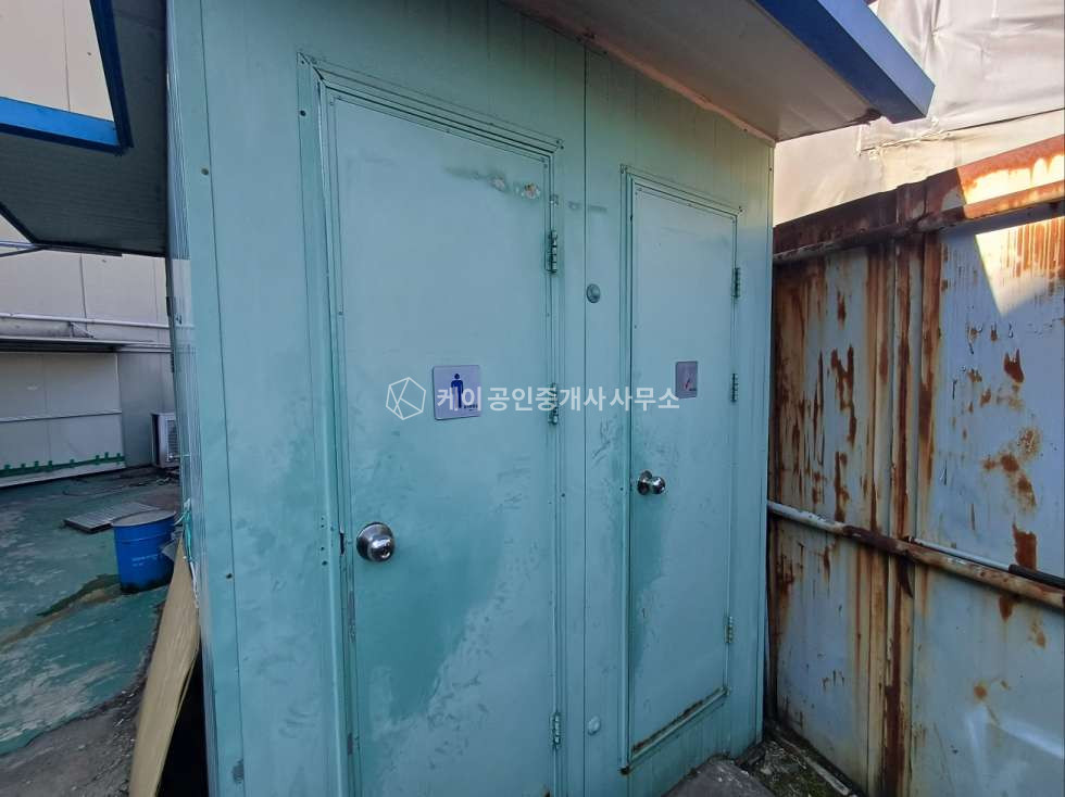 인천 남동구 고잔동 연면적 335평, 저렴한 공장 창고, 사거리 코너, 화물리프트 있음. 즉시입주가능 매매 매물번호 11605 사진 17