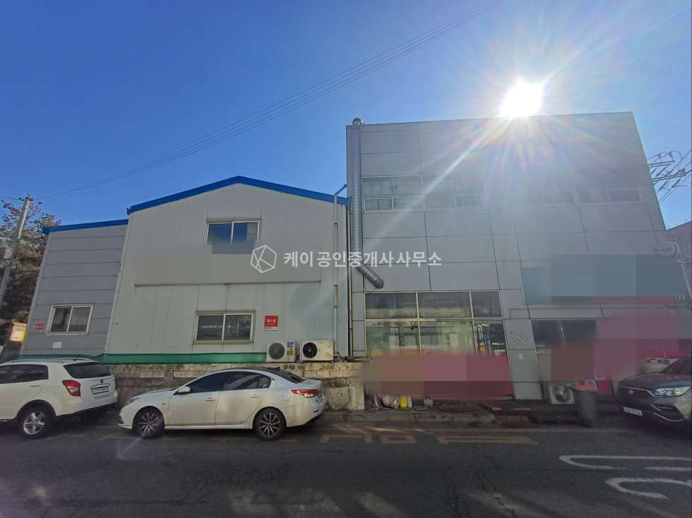 인천 남동구 고잔동 삼거리 코너 상가 공장, 공장 면적 230평, 식당 64평, 단독 마당, 화물 리프트 설치 매매 매물번호 11606 사진 3