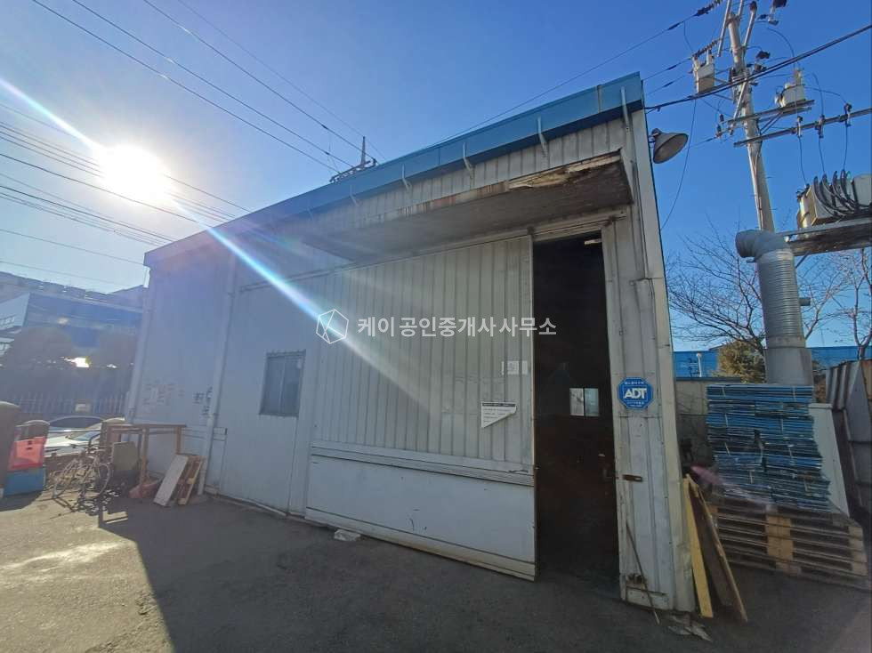 경기 시흥시 정왕동 급매물, 대지 496평, 연면적 420평, 가설 93평, 3종 대기허가, 악취 허가 매매 매물번호 11607 사진 9