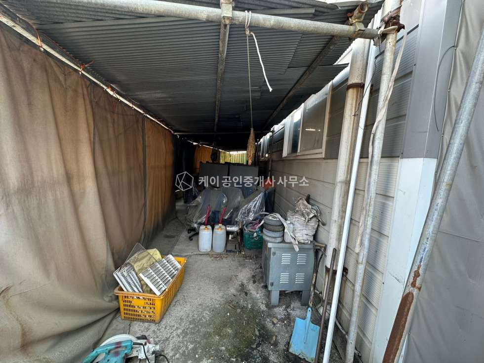 경기 고양일산동구 성석동 나동 일산동구 성석동 도로변에 바로 접하고 주변시세보다 저렴한 1종근생 창고 월세 매물번호 10093 사진 6