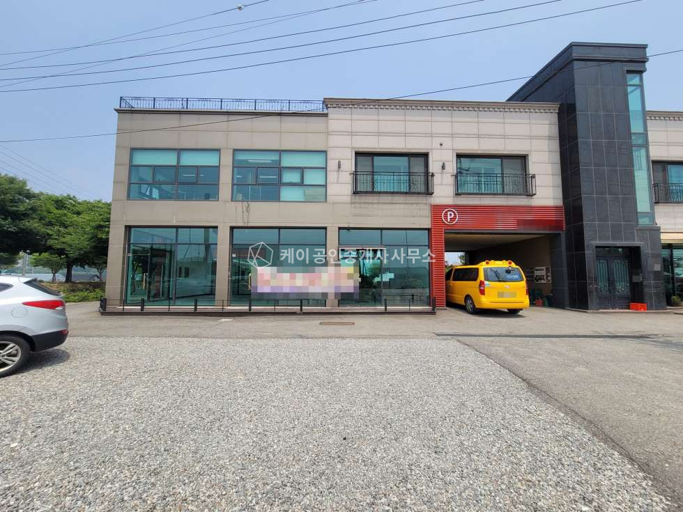 경기 고양일산동구 백석동 주건축물제1동 백석동 사거리 코너 도로변, 신평ic 바로앞, 1층 46평 노출좋은 상가, 무권리 공실 월세 매물번호 10985 사진 1