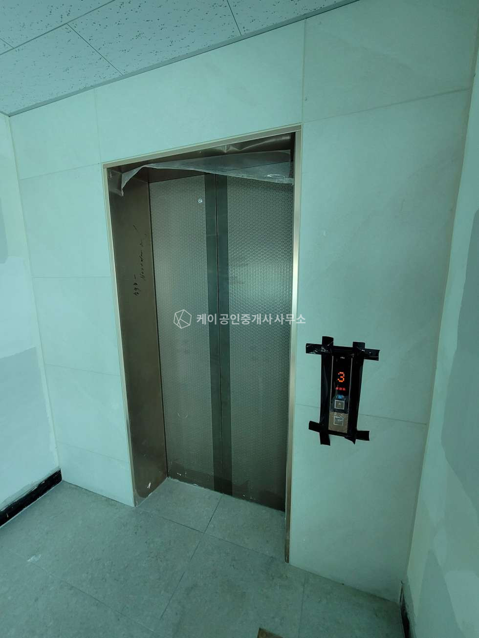 경기 고양일산동구 성석동 성석삼거리 신축 대형복합건물, 대로변 바로 진입, 근생, 상가, 마트, 도소매점, 물류 추천, 위치, 광고노출효과 최고 월세 매물번호 10786 사진 21