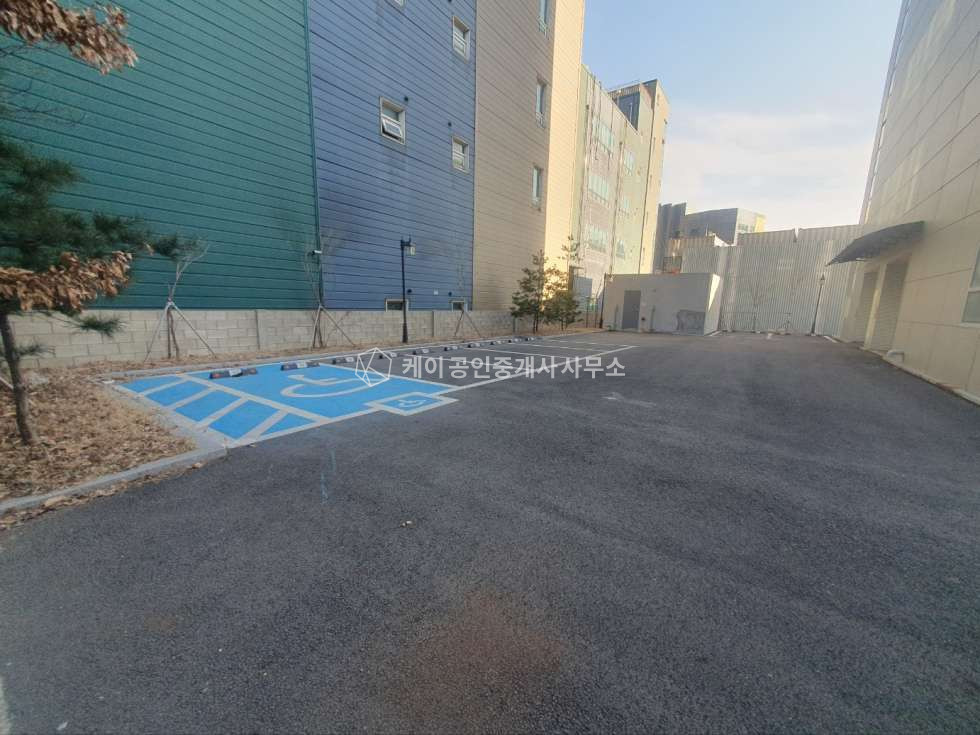 인천 부평구 청천동 상가 통임대, 연면적 1,085평, 병원,사옥,전시장등 다양한 업종 추천! 월세 매물번호 11650 사진 6