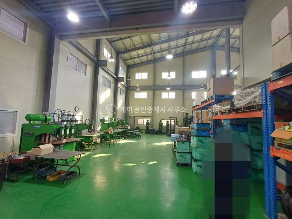인천 서해구 원창동 3거리 코너 대지 198평 단독 공장, 1층 공장, 2층 사무실 휴게실, 즉시 입주 가능(협의) 월세 매물번호 11485 사진 6