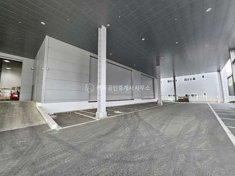 경기 김포시 양촌읍 대포리 1동 도크시설O, 하수직관O, 전용화물엘베 2대, 2차선 대로변 인접 649평 + 추가임대가능 월세 매물번호 10845 사진 7