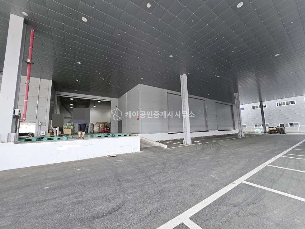 경기 김포시 양촌읍 대포리 1동 도크시설O, 하수직관O, 전용화물엘베 2대, 2차선 대로변 인접 649평 + 추가임대가능 월세 매물번호 10845 사진 8
