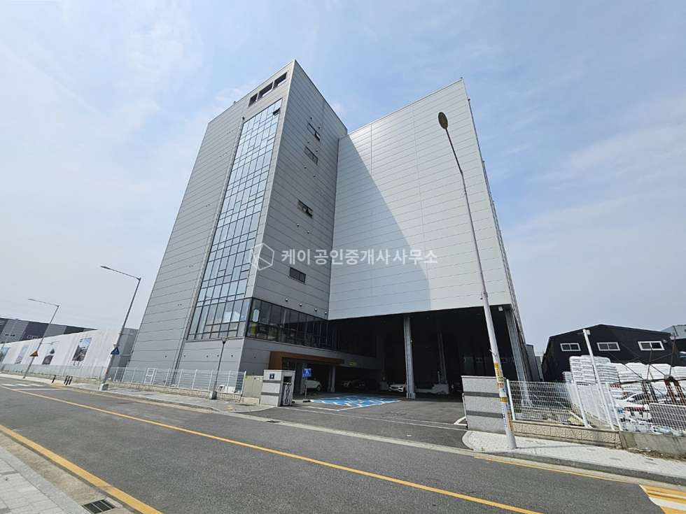 경기 김포시 양촌읍 대포리 1동 도크시설O, 하수직관O, 전용화물엘베 2대, 2차선 대로변 인접 649평 + 추가임대가능 월세 매물번호 10845 사진 14