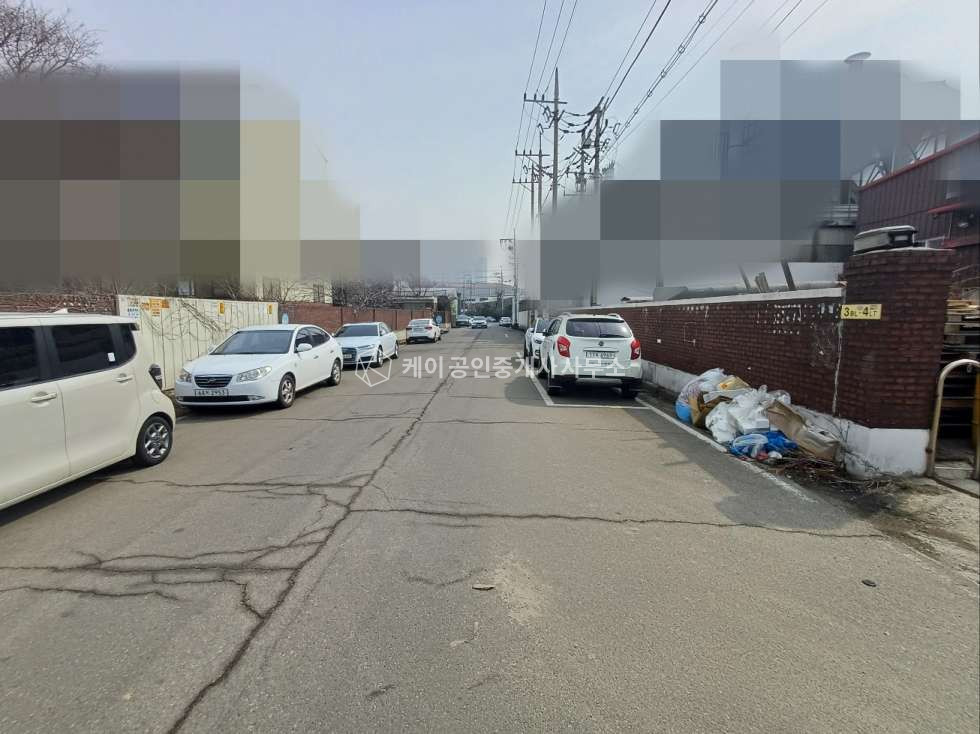 인천 서해구 경서동 대지 1000평, 연면적 634평, 공장 2개동, 분할 매매 가능, 임대중이며 명도 협의 매매 매물번호 11676 사진 9