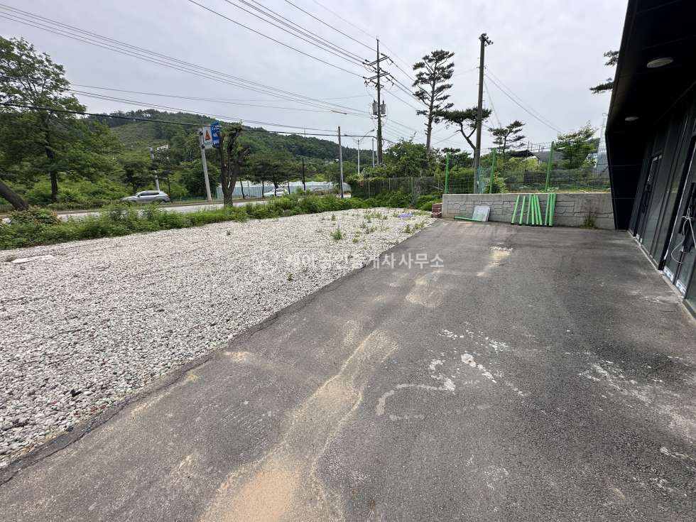 경기 고양일산동구 성석동 제1동 일산동구 성석동 도로변에 바로 접하고 단독 대형마당 신축 60평 1종근생 창고 임대 월세 매물번호 10089 사진 13