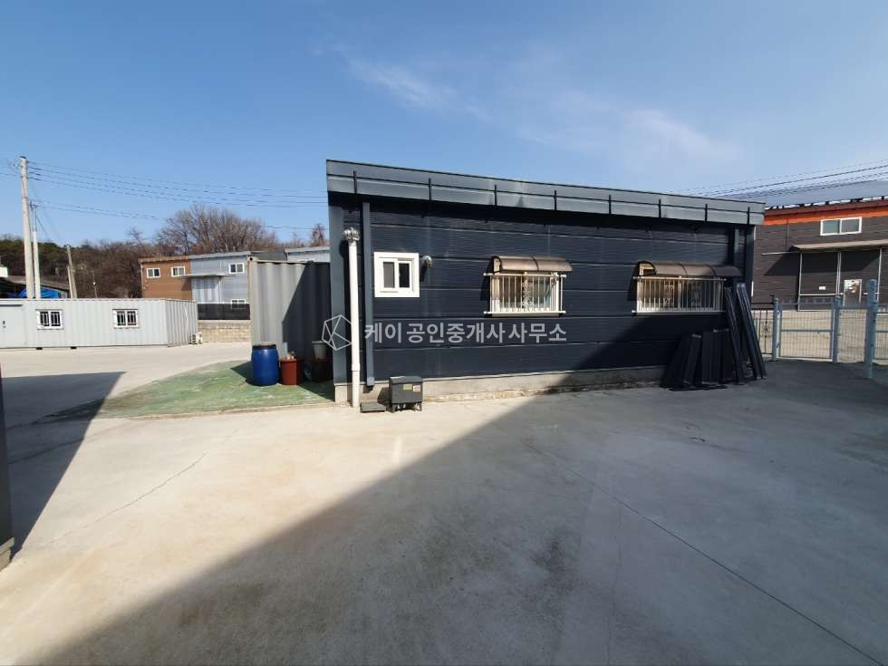 경기 김포시 통진읍 옹정리 2종근생, 건 100평+가설20평, 추레라 가능, 넓은 단독마당 월세 매물번호 11684 사진 4