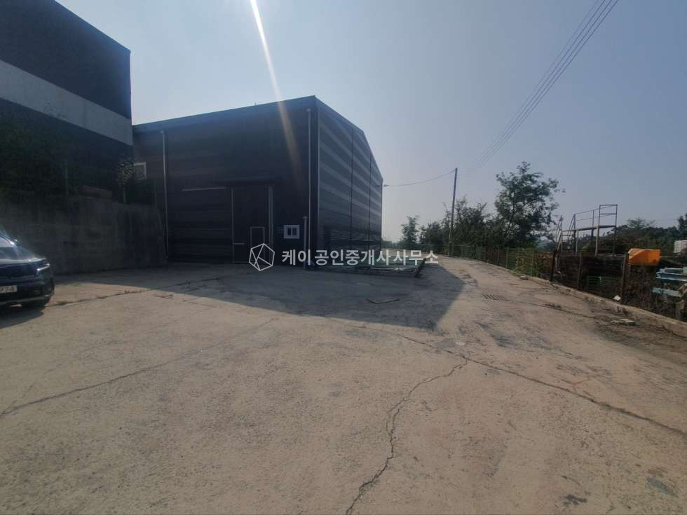 경기 김포시 대곶면 대벽리 155평+145평=300평 공장, 전차량 진입가능., 학운산단인근, 즉시입주 가능 월세 매물번호 11229 사진 10