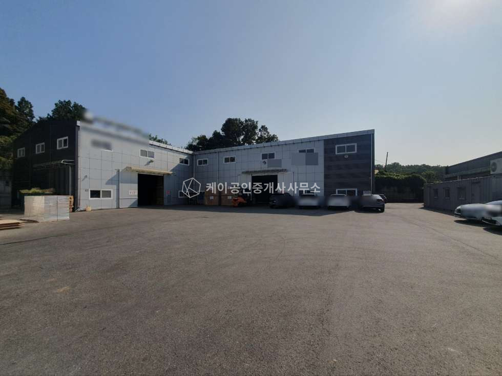 경기 김포시 통진읍 옹정리 가동 신축급컨디션 252평 공장, 추레라 가능, 층고 9.6m,컨테이너O, 넓은 공동마당 월세 매물번호 11228 사진 2