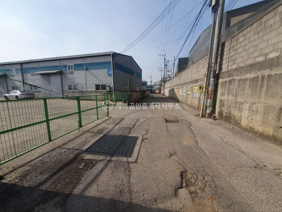 경기 김포시 대곶면 상마리 가동 공장 149평, 내부사무실, 호이스트 2.8t, 넓은 단독마당, 즉시입주 가능 월세 매물번호 11689 사진 10