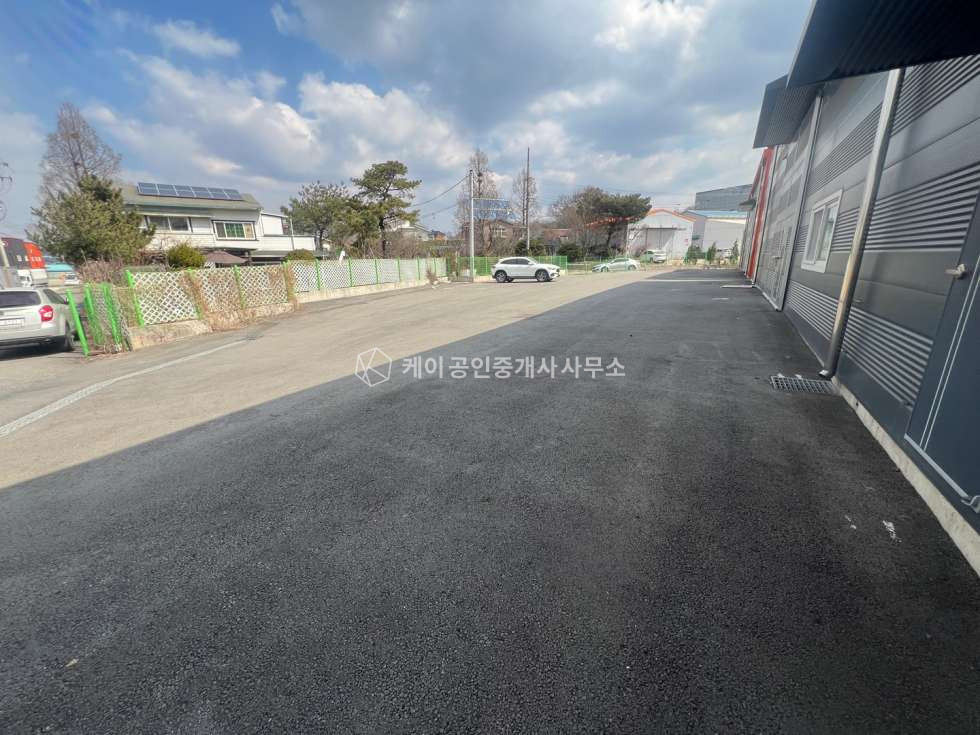 경기 고양일산동구 성석동 가동 건104평+80평 두동 동시임대, 2종근생+창고, 넓은 단독마당, 월세 매물번호 11690 사진 5