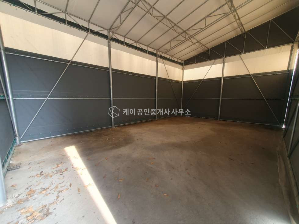 경기 김포시 대곶면 상마리 공장 110평+가설65평, 넓은 단독마당, 샤워실O, 즉시입주 가능 월세 매물번호 11691 사진 9