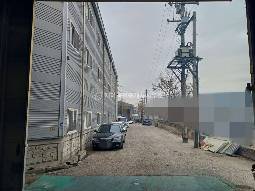 인천 제물포구 만석동 연면적 427평, 건축 389평, 단독 공장, 고전력 290kw, 내부 구분 화장실, 사무실, 만석부두 인근 월세 매물번호 11695 사진 16