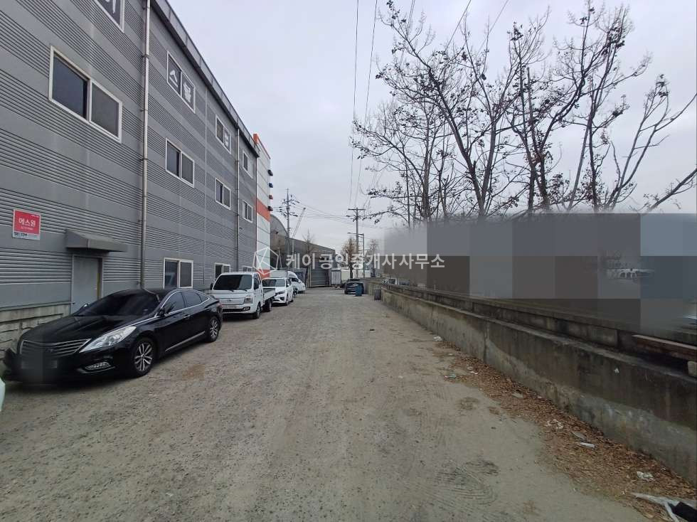 인천 제물포구 만석동 연면적 427평, 건축 389평, 단독 공장, 고전력 290kw, 내부 구분 화장실, 사무실, 만석부두 인근 월세 매물번호 11695 사진 17