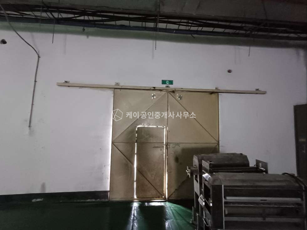 인천 남동구 남촌동 가동 임대면적 200평, 넓은 마당, 대형차량 진입 가능, 추가 2층 500평 임차 가능, 즉시 입주 월세 매물번호 11697 사진 4