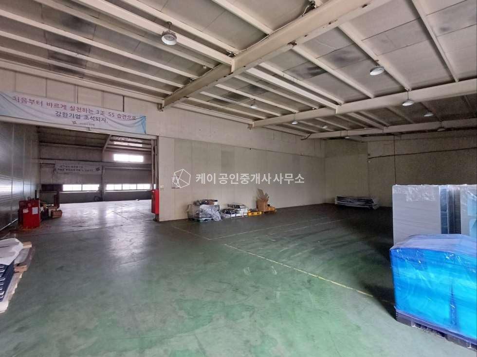 인천 남동구 고잔동 A동 1층 350평, 넓은 마당, 고전력 350kw, 송도IC 3km, 즉시입주 월세 매물번호 11701 사진 3
