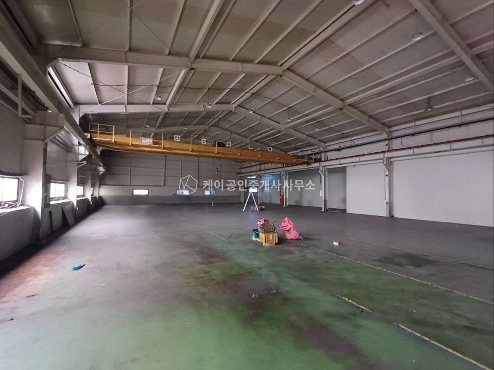 인천 남동구 고잔동 A동 1층 350평, 넓은 마당, 고전력 350kw, 송도IC 3km, 즉시입주 월세 매물번호 11701 사진 4