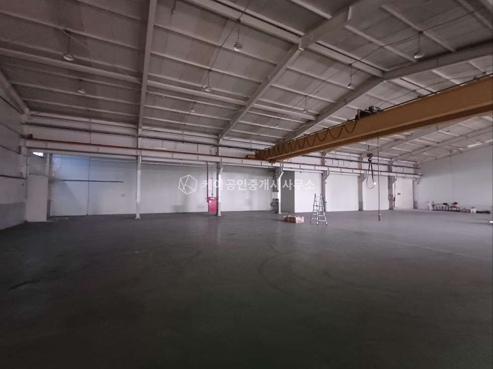 인천 남동구 고잔동 A동 1층 350평, 넓은 마당, 고전력 350kw, 송도IC 3km, 즉시입주 월세 매물번호 11701 사진 5