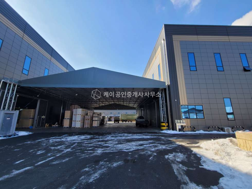 경기 파주시 상지석동 1동 설문ic 1분, 준신축급 통건물 212평 창고, 내부사무실, 내부 남녀구분화장실, 공동마당 사용 월세 매물번호 11713 사진 11