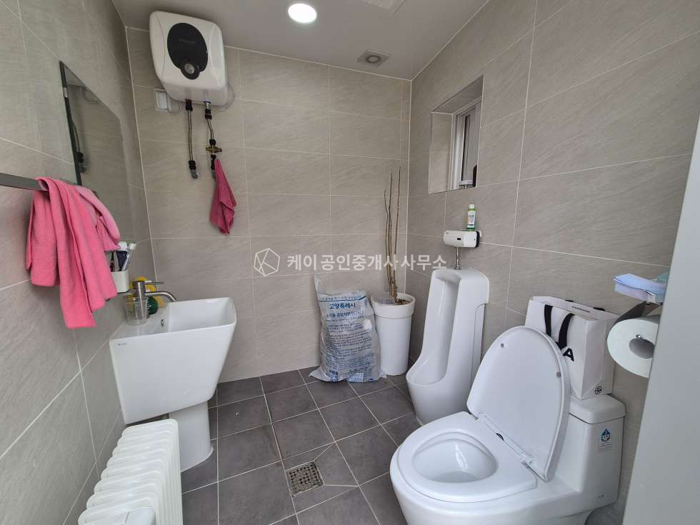 경기 고양일산서구 덕이동 1동 20평창고형매장, 덕이동로데오상권, 탄현역인근, 삽다리IC 6분 월세 매물번호 11716 사진 5