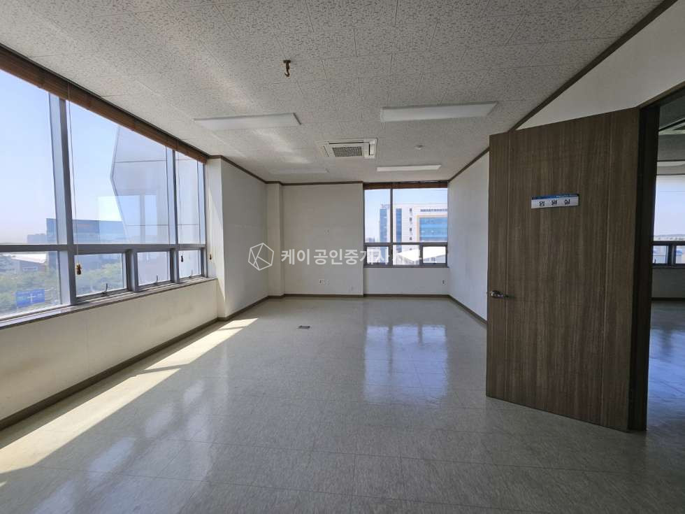 경기 김포시 양촌읍 학운리 가동 검단 양촌IC 인근, 화물엘베O, 호이스트O,207평 임대 월세 매물번호 11048 사진 14