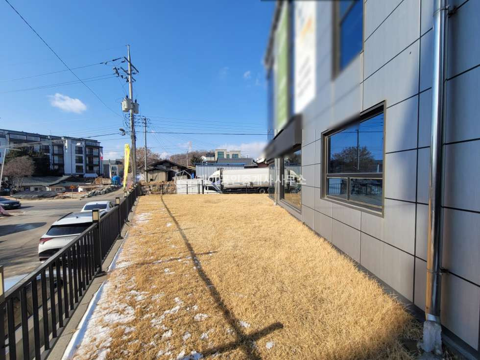 경기 파주시 상지석동 1동 파주 운정인근 약 96평 카페 인테리어 완비, 광고 노출 효과 좋은 카페, 전시 쇼룸 추천 월세 매물번호 11722 사진 19