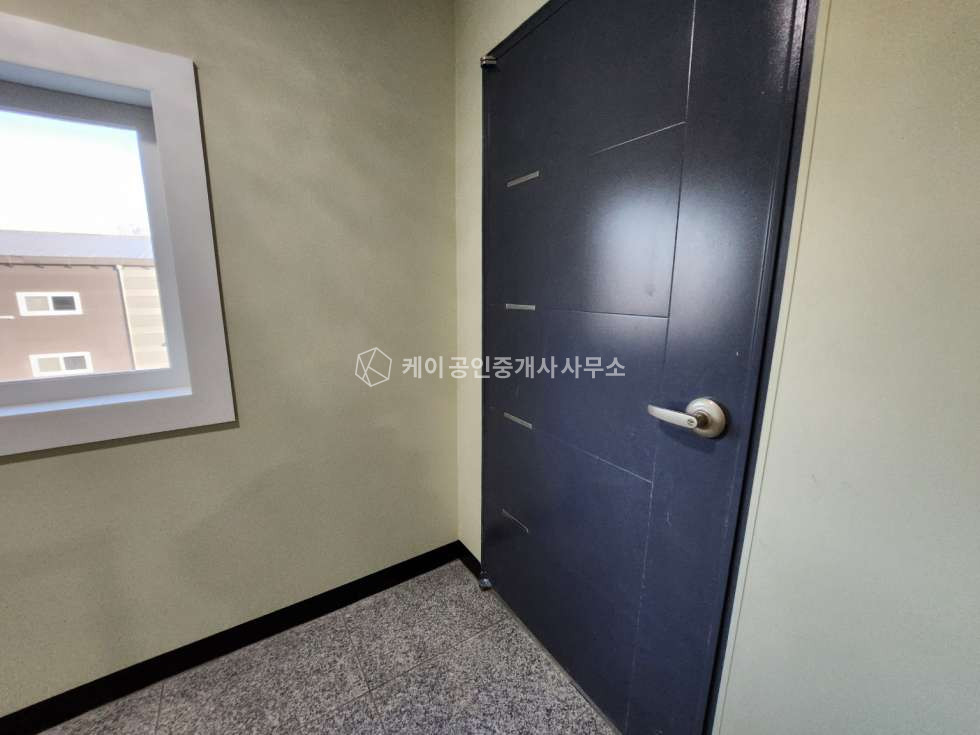 경기 파주시 상지석동 설문IC 초입, 연면적 506평 대형 물류창고, 츄레라진입가능! 월세 매물번호 11673 사진 4