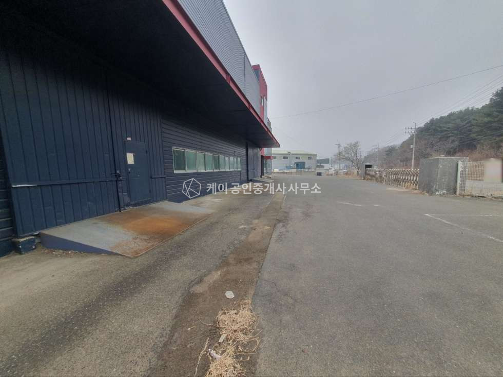 경기 김포시 월곶면 고막리 가동 공장, 사옥, 연578평, 300kw, 화물e/v, 추레라가능, 단독마당 월세 매물번호 11706 사진 18