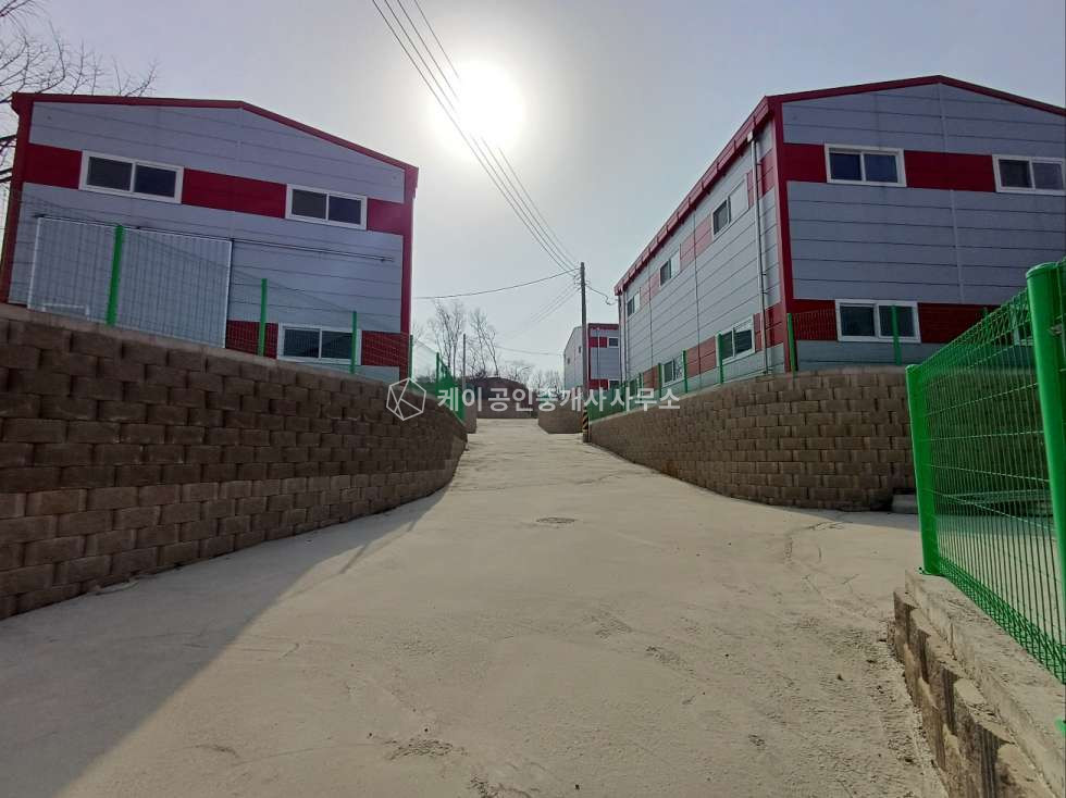 경기 김포시 대곶면 대벽리 가동 대지면적 170~380평 4개 필지, 각 필지 58평 창고 있음 , 대곶ic 약 3km, 진입로 좋음, 매매 매물번호 11774 사진 12