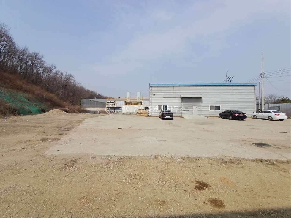 경기 김포시 대곶면 쇄암리 가동 저렴한 공장 및 공장 부지, 건축 필요시 시공 협의, 대형차량 진입 가능 매매 매물번호 11775 사진 2