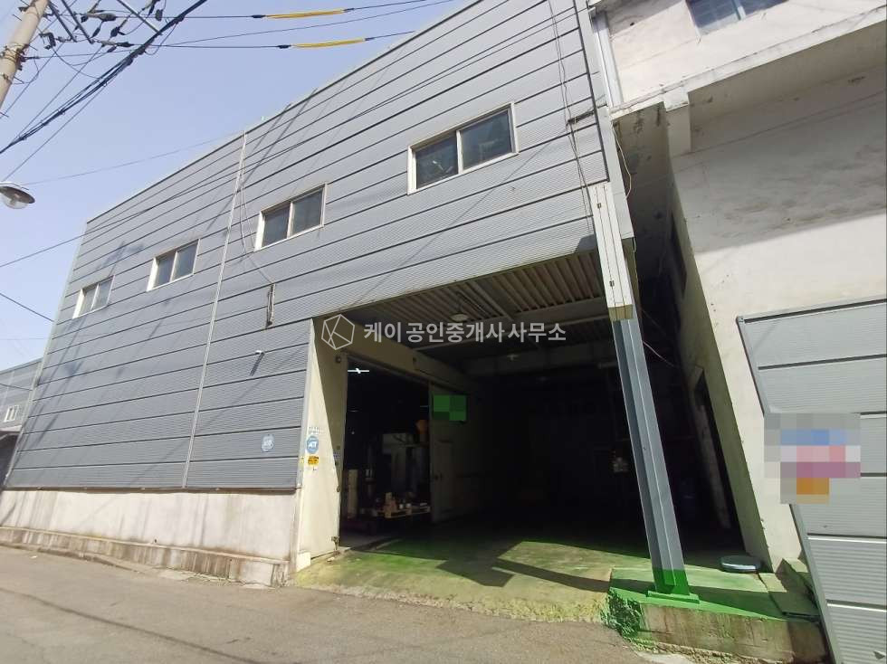 인천 서해구 가좌동 2층 120평, 가재울역 도보 3분, 고전력 저렴한 공장 임대, 1층 80평 3000/300 있음 월세 매물번호 11788 사진 1