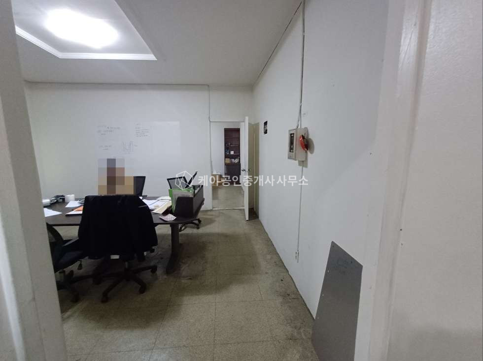 인천 서해구 경서동 단독 2층 공장, 1층 160평, 2층 29평(사무실), 호이스트 2.8톤, 전력 93kw 월세 매물번호 11792 사진 10