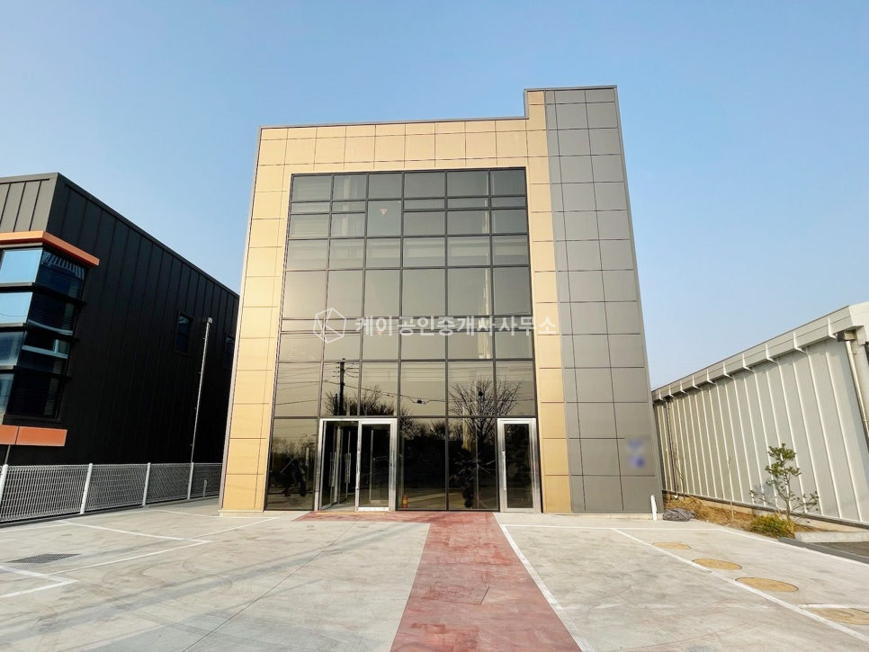 경기 고양덕양구 화전동 260평사옥형, 항공대입구역도보2분, 서울초근접,주차공간넉넉,현천IC9분 월세 매물번호 11817 사진 1