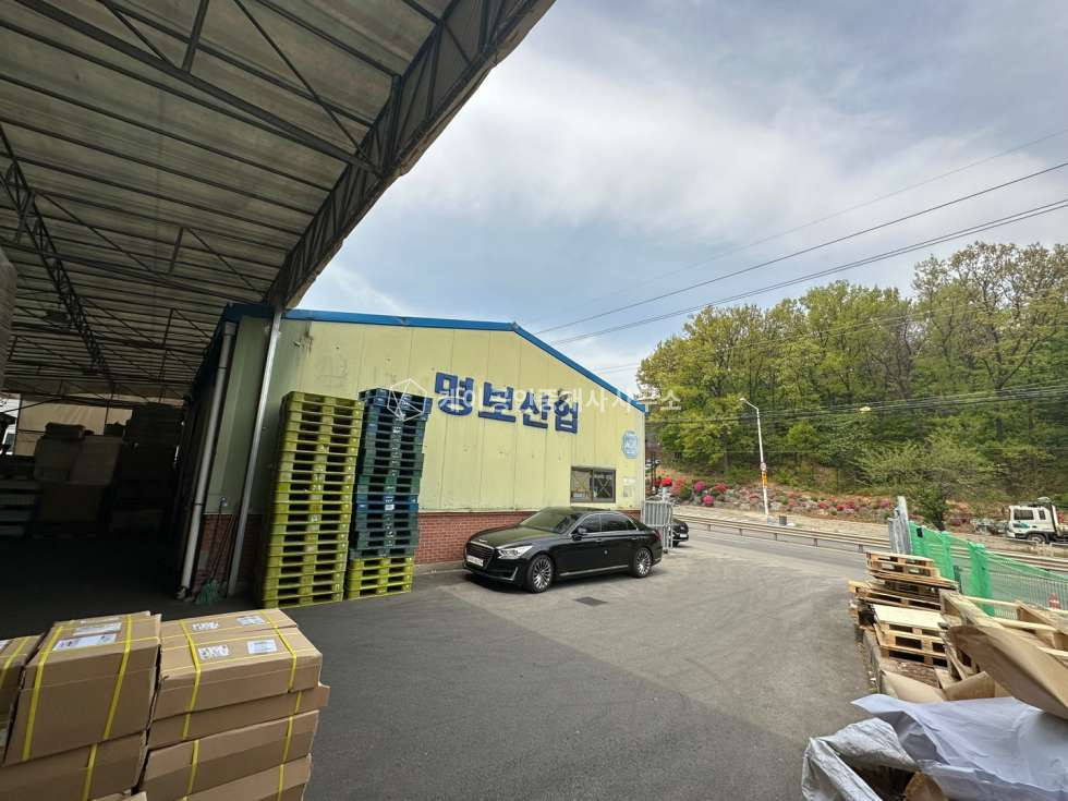 경기 고양일산동구 사리현동 일산동구 사리현동 4차선 도로변에 접하고 사리현 Ic 5분거리 2종근생제조 공장,창고 매매 매물번호 10027 사진 2