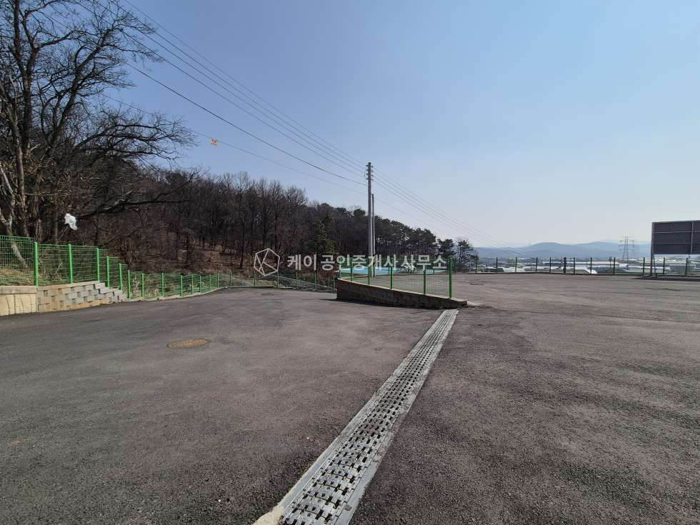 경기 고양일산동구 지영동 80평 신축, 넓은단독마당, 40ft추레라가능, 사리현IC10분 월세 매물번호 11857 사진 4