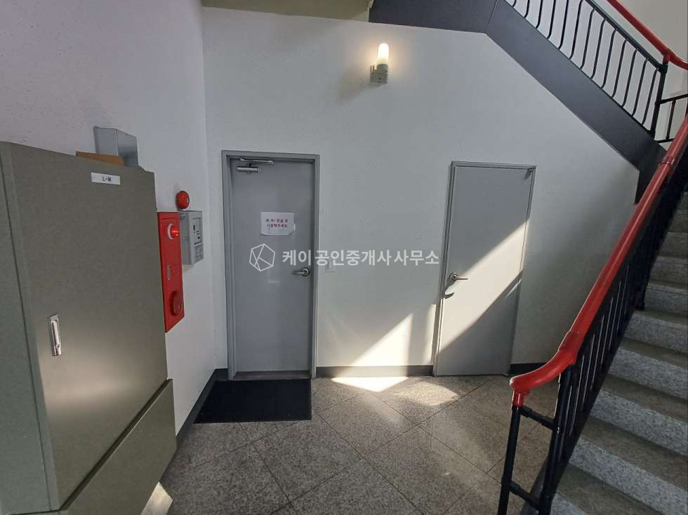 인천 남동구 고잔동 신축급 공장 1층 임대, 임대면적 128평, 건물 통매매 28억 가능. 월세 매물번호 11870 사진 9