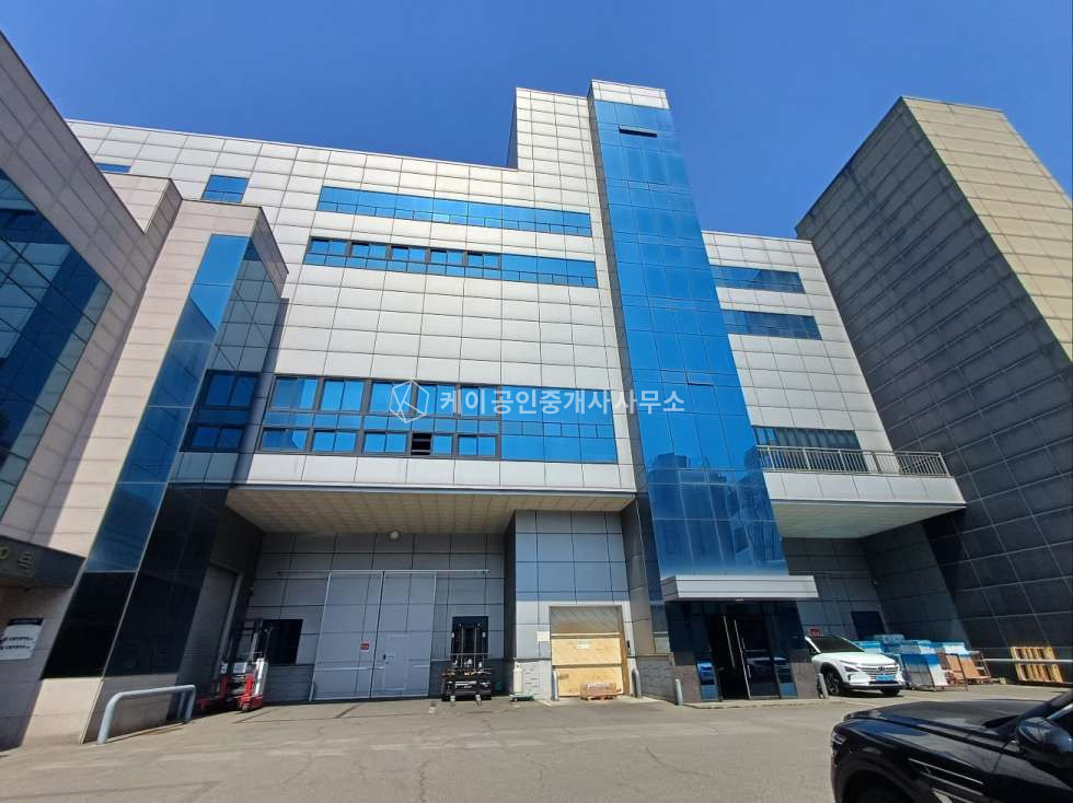 인천 남동구 고잔동 깔끔한 공장 사옥 매매, 대지 911평, 연면적 1835평, 고전력, 각층 호이스트, 화물엘리베이터 2기, 숙소, 휴게실 매매 매물번호 11871 사진 3