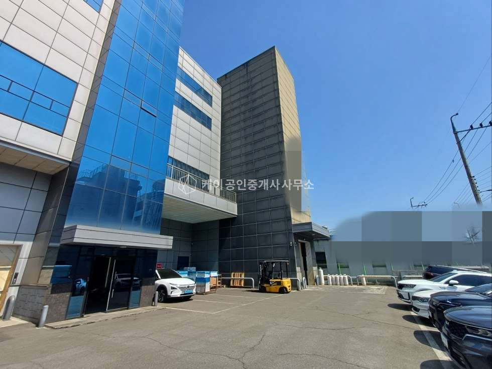인천 남동구 고잔동 깔끔한 공장 사옥 매매, 대지 911평, 연면적 1835평, 고전력, 각층 호이스트, 화물엘리베이터 2기, 숙소, 휴게실 매매 매물번호 11871 사진 4