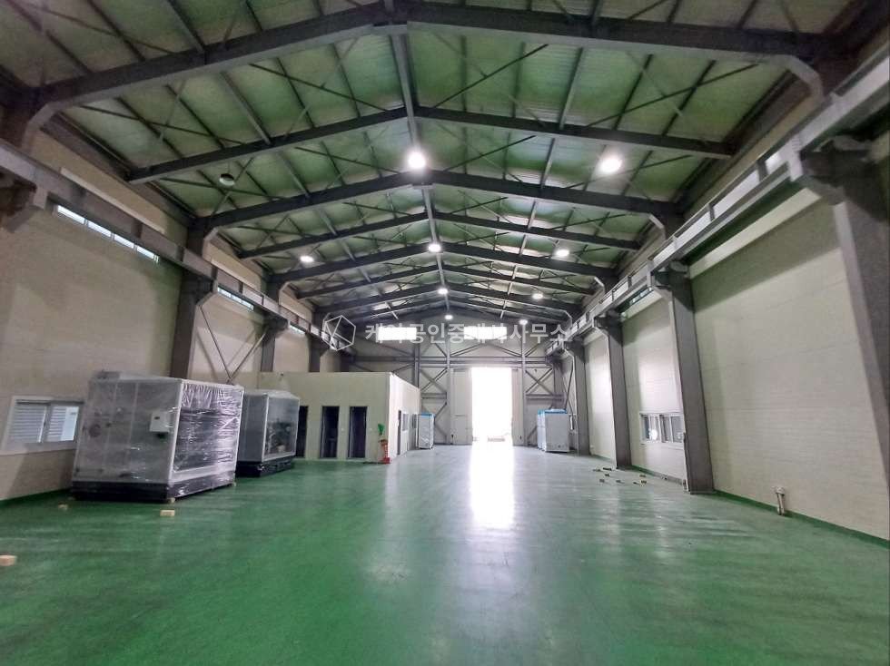 인천 서해구 원창동 C동 북항 인근, 230평 창고 공장, 사무실, 샤워실, 트레일러 내부 진입 가능 월세 매물번호 11880 사진 6
