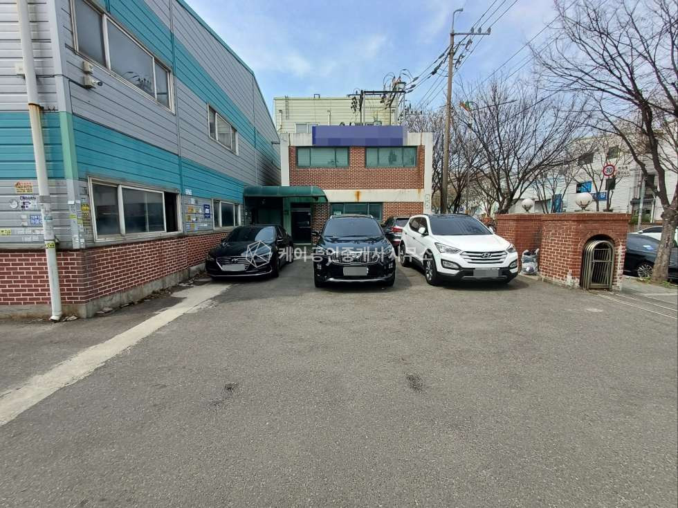 인천 서해구 석남동 4차선 단독 사옥형 공장, 대지 1000평, 연면적 820평, 일부 임대 중 매매 매물번호 11884 사진 5