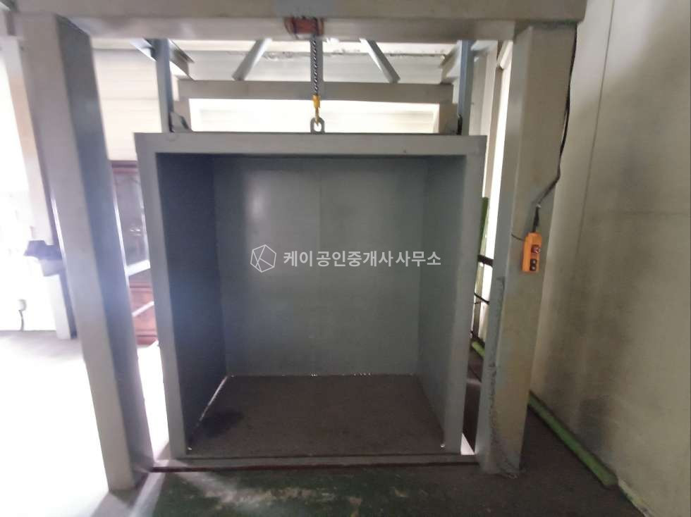 인천 서해구 석남동 석남동 저렴한 공장 임대, 1층 37+2층 37평, 화물리프트, 호이스트 2.8톤 월세 매물번호 11882 사진 10