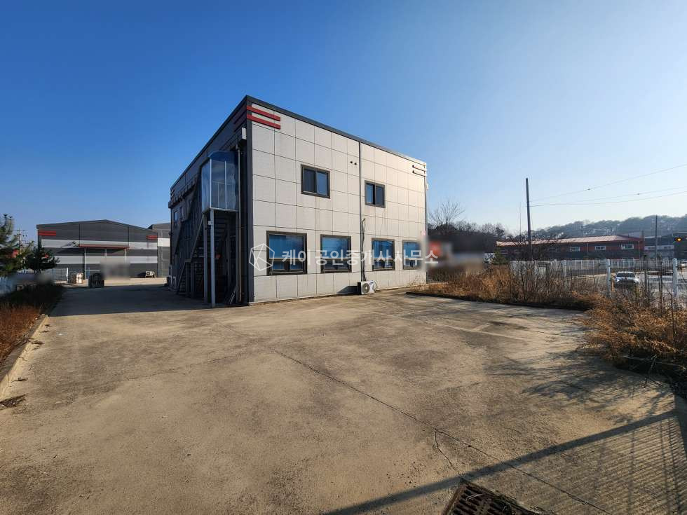 경기 파주시 월롱면 도내리 파주 대형 단독 사옥형 공장, 대지 약 2100평, 연면적 506평+가설175평, 서울문산고속 10분, 수도권제2순환고속 IC 예정지 인접 월세 매물번호 11887 사진 17
