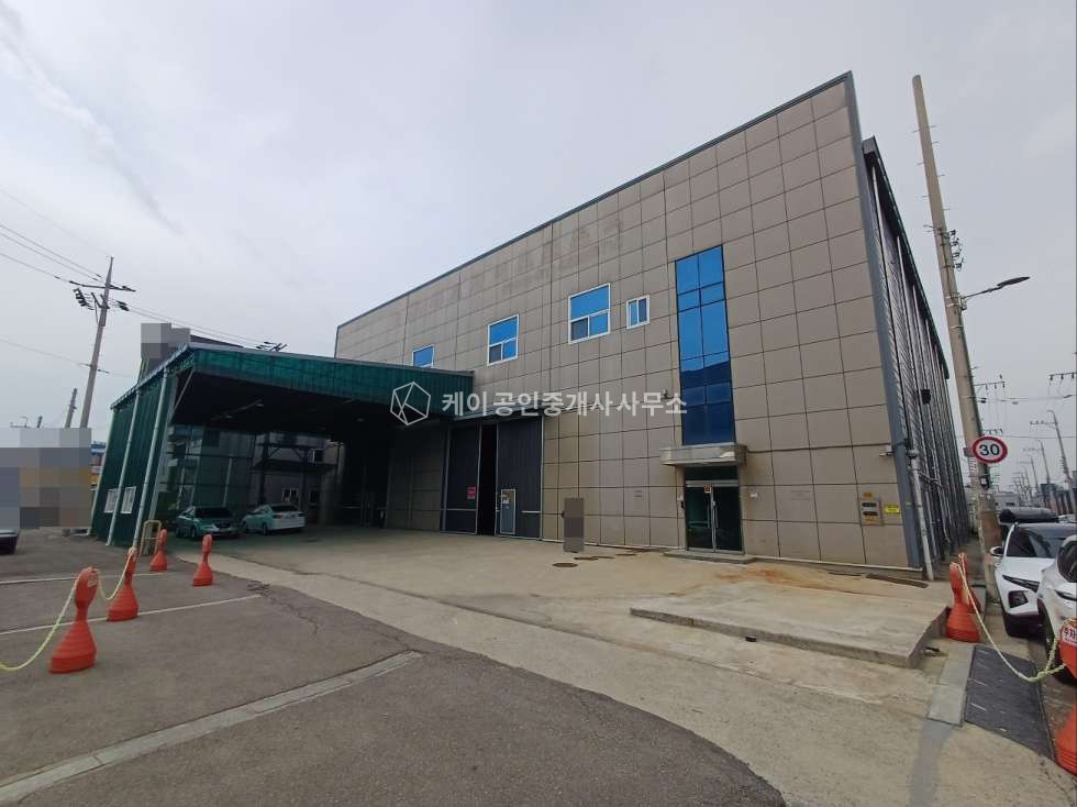 인천 서해구 가좌동 A동 연면적 401평 공장 창고, 단독 마당, 트레일러 출입 원활, 호이스트 2기 매매 매물번호 11888 사진 1