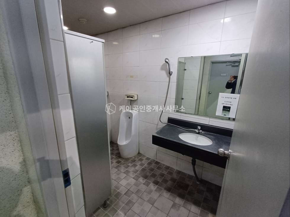 인천 서해구 가좌동 A동 연면적 401평 공장 창고, 단독 마당, 트레일러 출입 원활, 호이스트 2기 매매 매물번호 11888 사진 7