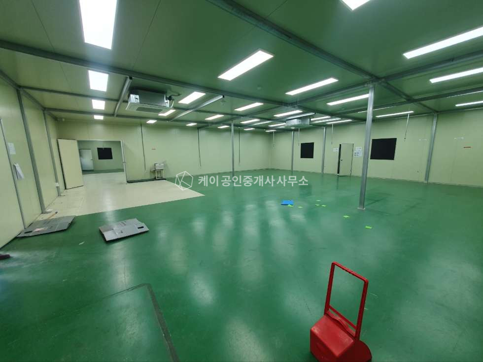 경기 김포시 양촌읍 학운리 학운산업단지내 공장, 1층 318평, 2층 23평, 즉시입주 가능 월세 매물번호 11399 사진 3